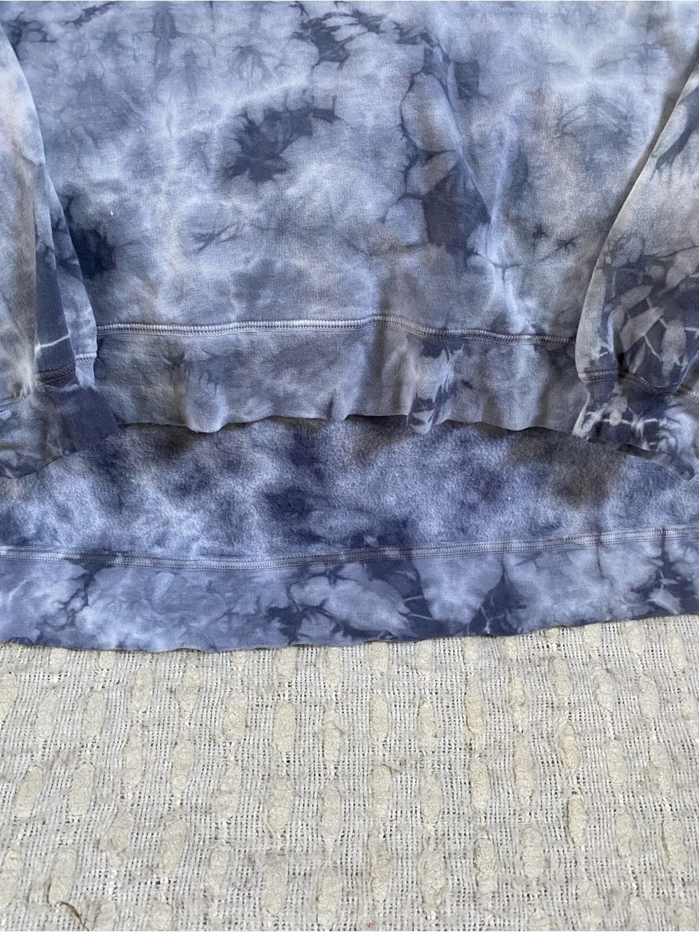 {Electric & Rose} High-Low Sweatshirt - Picture 4 of 5